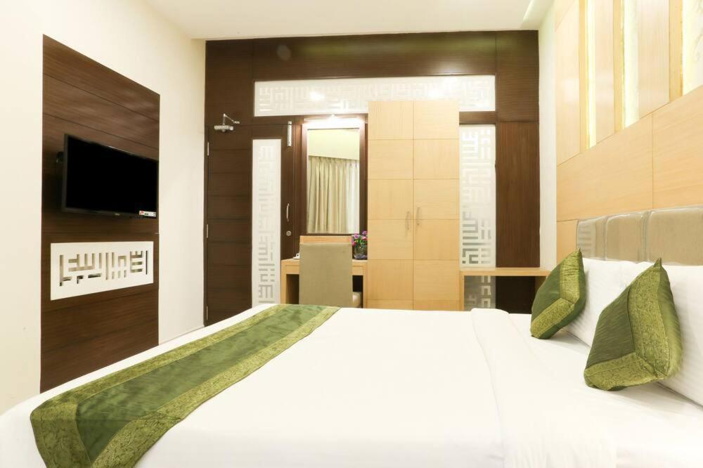 Emirates Residency *